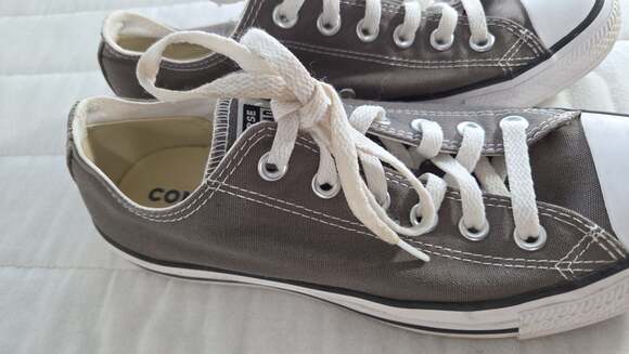 Converse Chuck Taylor All Star Low Top Charcoal Grey Canvas Sneakers Unisex Size - Picture 2 of 6